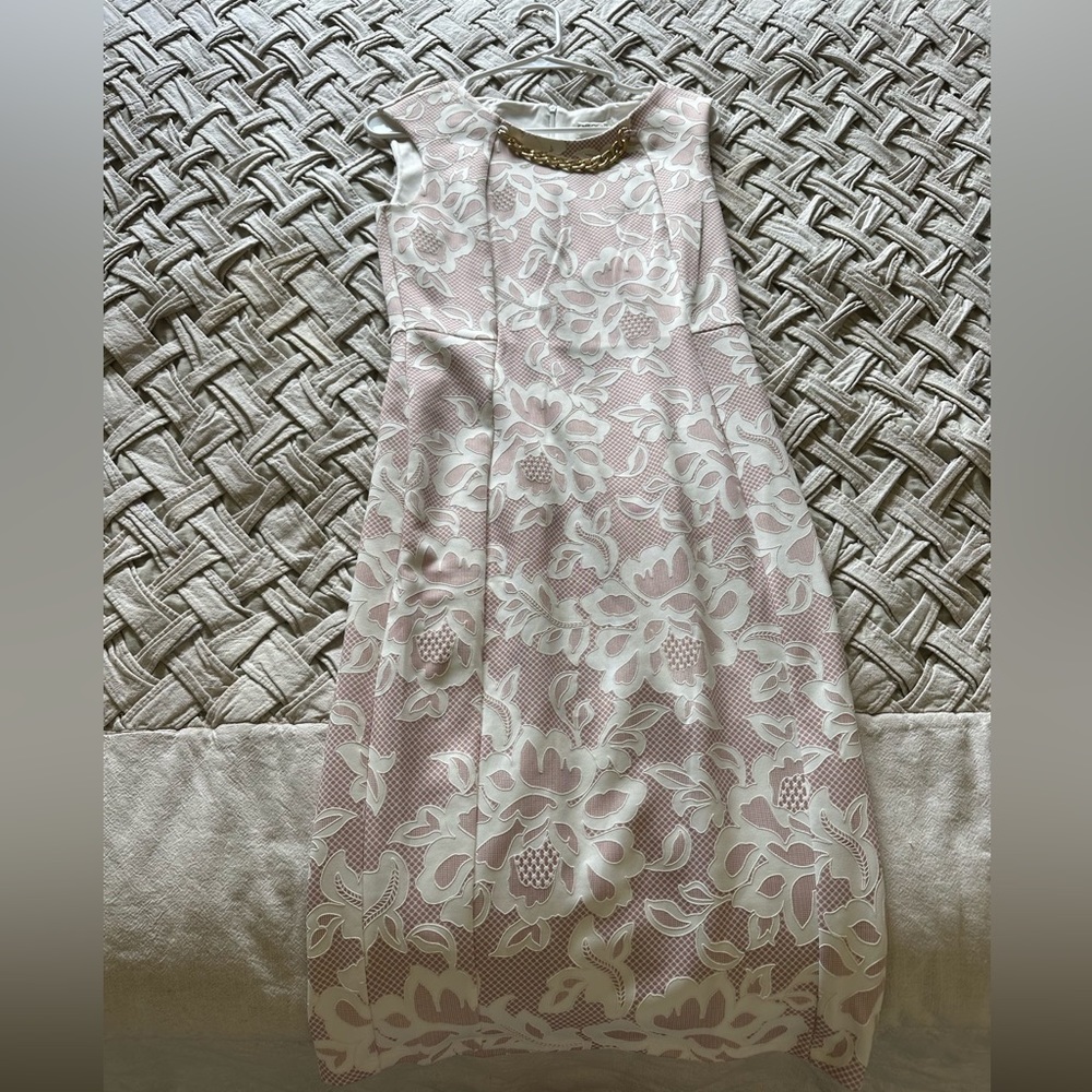 KATE AND LILY WOMEN'S SLEEVELESS DRESS PINK/WHITE FLORAL LACE PATTERN size M